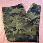 Terra & Sky  Camouflage Leggings Green and Black Stretchy Fit Photo 0