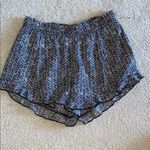 Melrose and Market ruffle hem geometric soft shorts Photo 0