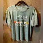 Women’s Green Chicken Graphic Tshirt Large Photo 0