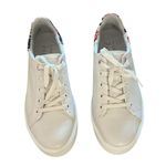 Naturalizer Morrison 2.0 White Lilac, Size 7.5Wide NWT Display pair tried on Photo 2
