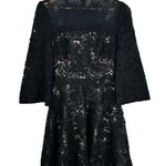 Monique Lhuillier ML Black Bell Swirl Lace Dress size 0 Fit & Flare Cocktail Photo 2