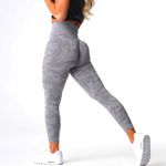 NVGTN Camo Seamless Leggings Photo 2