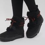 UGG  Women's Classic Weather Hiker Boot Black Size 9 Photo 0