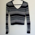 LA Hearts Cropped Striped V-Neckline Long Sleeve Shirt - Size: Small Photo 4