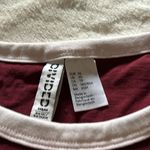 Divided burgundy tee Photo 1