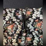 Philosophy Floral skirt size 4 #134 pencil skirt black floral Photo 3