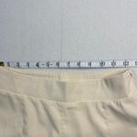 Elegant Cream Wide Photo 2