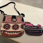 Bags Artisan Pink and Black Crossbody Bag Set Thuan Phuoc
2 bags excellent shape Photo 0