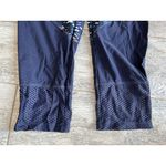 Marika‎ Activewear Capri Leggings Crop Pants Small Vented Navy Blue Athletic Photo 4