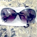 Jessica Simpson  Black Oval Sunglasses Photo 6
