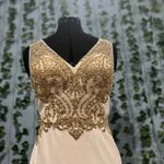 Narianna White & Gold Homecoming Dress Photo 6