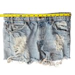 Levi's Vintage Womens Size 12 Orange Tab Jean Shorts Distressed Denim Thrashed Festival Photo 4