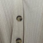 BB Dakota Sweater Photo 3