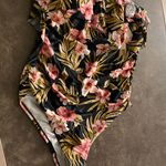 One Piece Women's Double Flounce Front Full Coverage Swimsuit - Kona Sol™ Photo 4