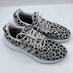 Adidas Swift Run 22 Dalmatian Print Lace Up Low Top Sneaker size 9 Photo 0