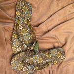 Vera Bradley  Lemon Parfait Flip Flops Size Large Photo 2