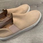 Steve Madden Perforated Mauve Slip On Shoes Sneakers Size 8.5 Photo 0