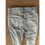 Abercrombie & Fitch  90s Slim Straight Ultra High Rise Jean Photo 5