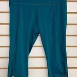 Athleta  Lightning Capri Leggings - MP - Like an emerald green Photo 0