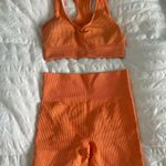 Amazon  Workout Set Photo 0