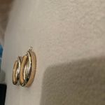 32° Heat Gold Hoops Photo 4