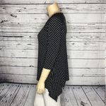 CHAUS NEW YORK  NWT Size XL Black & White Polka Dot Sharkbite Hem Blouse Top Photo 1