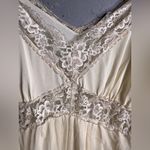 Source Unknown Vintage nightgown with lace detailing in size Small Photo 3