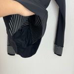 Lululemon Think Fast Hoodie Pullover Womens Size 4 Black White Sweater Stripe Photo 11