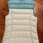 Mountain Hardwear Puffer Vest Photo 1