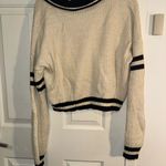 Women's Varsity V Photo 2