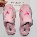Laura Ashley  womens pink Bow Slippers Size S 5/6 Photo 0