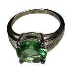 Women Fashion Ring Silver Tone Green Shade Color Stone Size 7.5 Photo 1