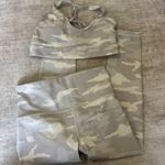Athleta  elation matching set size small Photo 1
