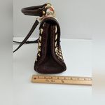 Clever Carriage Hand Photo 13