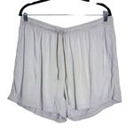 Uniqlo Gray Pull-on Shorts Size XL Light Gray Pull-on Drawstring Shorts Photo 0