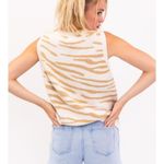 Le lis Le‎ Lis Collection Ivory And Tan Animal Tiger Print Knit Sweater Vest Size M Photo 4