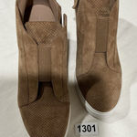 Woman’s L Paolo 9m Tan Suede Wedge Sneaker Ankle Bootie Brown Size 9 Photo 0