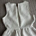 Alya Sleeveless Top Ivory Off White Womens Size Small S Zip Floral Brocade Photo 6