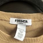 RSQ  Top Crop Photo 2