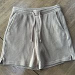 Gilly Hicks  Beige Waffle Knit Shorts size XXS Photo 0