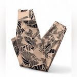 Aerie  women’s tan tropical floral leggings size M. Photo 9