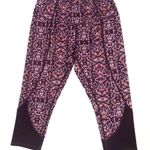 Apana  Printed Capri Legging Plum Medium Photo 0