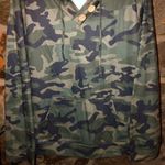 Women’s Camo Hoodie Size X Photo 1