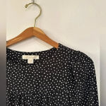 Monteau Womens Black Polka Dot Baby Doll 3/4 Sleeves & Ruffle Hem Top Photo 1