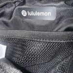Lululemon Everywhere Belt Bag Fanny Pack Travel Pouch Adjustable Strap Waist Pac Black Photo 2