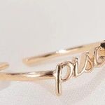 ♓️ Pisces Zodiac Ring | Gold | Adjustable Photo 0