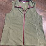 Orvis  Women's Green Vest sz Large Photo 0