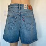 Levi's NWT Women's 94 Baggy Jean Shorts Photo 2