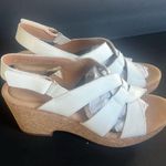 Clarks  Women's Giselle Beach White Leather Wedge Sandal, size 11 🔥 Photo 2