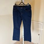 Chico's  EUC Women's So Slimming Girlfriend Kick Flare Frayed Hem Jeans Size 6 Photo 1